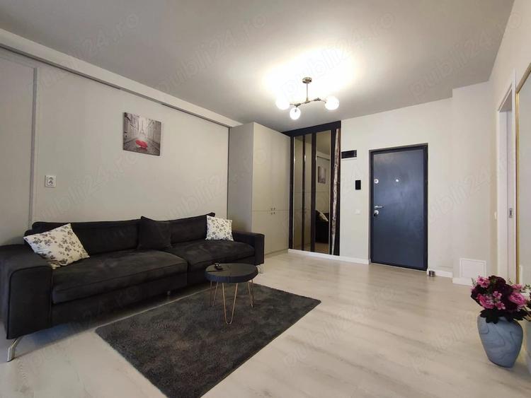 Apartament cu 2 camere semidecomandat în Florești