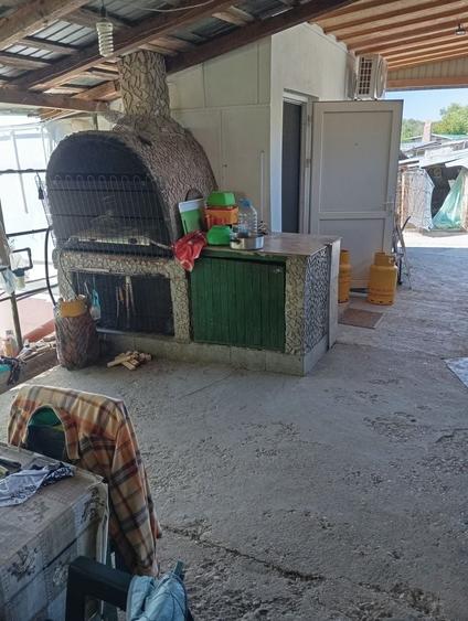 Casă cu 4 camere în Daia