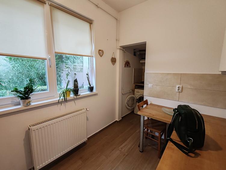 Apartament 2 camere liber la vanzare zona Centrul Civic - 4