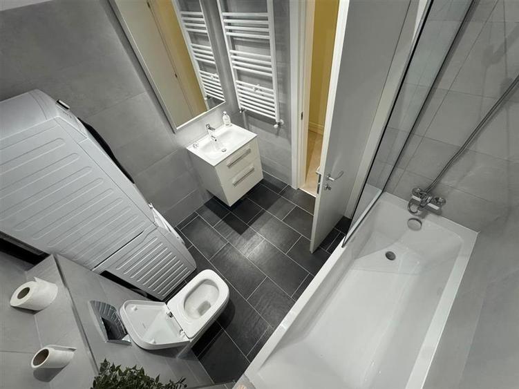 Apartament cu 2 camere decomandat, mobilat în Podu Roș