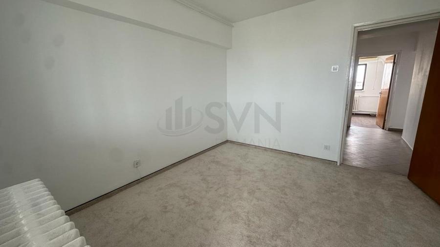 Apartament cu 4 camere decomandat în Amzei