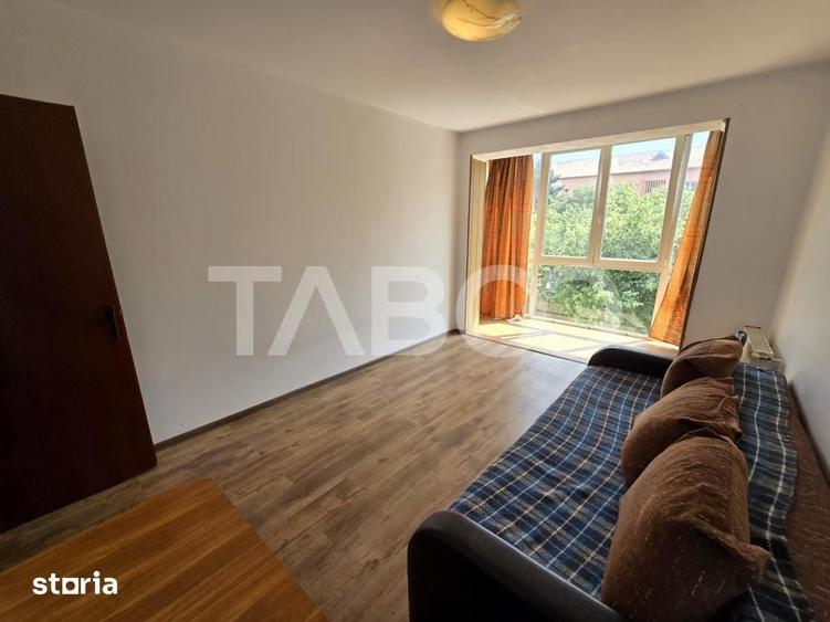 Apartament 2 camere de vanzare decomandat 52 mpu etaj 3 Terezian Sibiu - 10