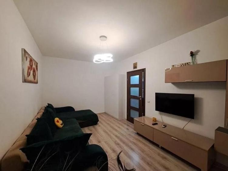 Apartament cu 2 camere decomandat, mobilat în Metalurgiei