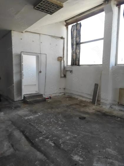 Spațiu comercial, de 49 mp, în Central