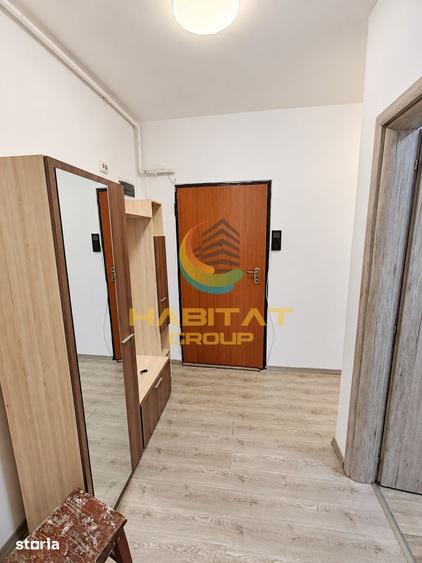 Apartament cu 3 camere semidecomandat în Metalurgiei