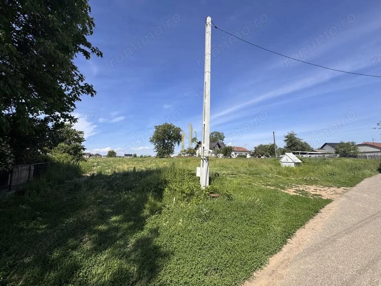 Teren de 500 mp, în Plopeni