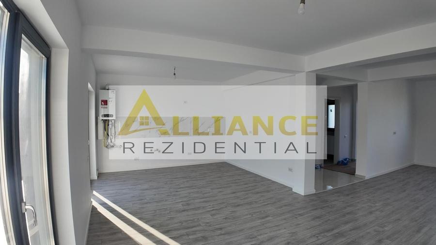 Casă individuală cu 4 camere cu Canalizare în Berceni