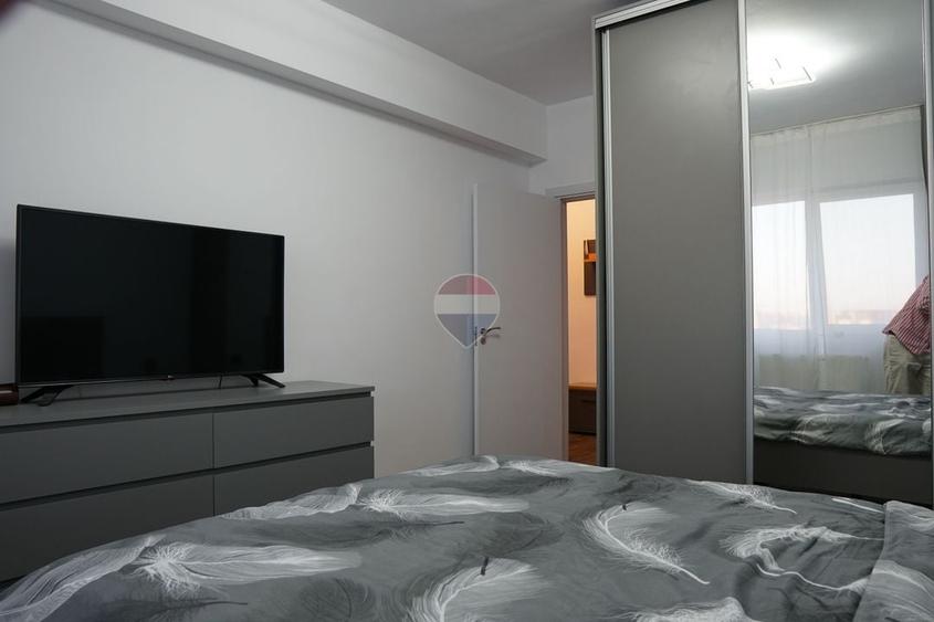 Apartament cu 2 camere decomandat, mobilat în Titan