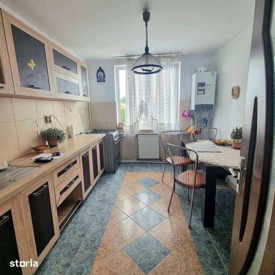 Apartament cu 4 camere decomandat în Ultracentral