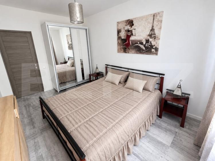 Apartament cu 2 camere semidecomandat, mobilat în Florești