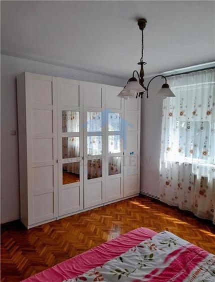 Apartament cu 2 camere decomandat în Plopilor
