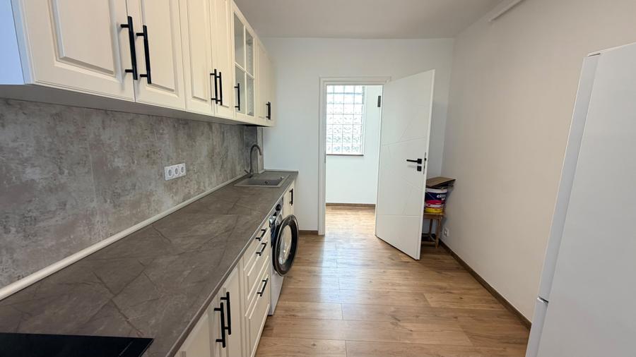 Apartament cu 2 camere decomandat în Turnișor