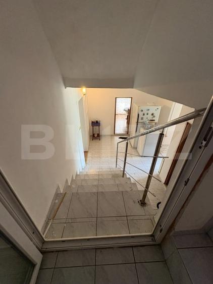 Casă individuală cu 7 camere cu Canalizare în Exterior Vest
