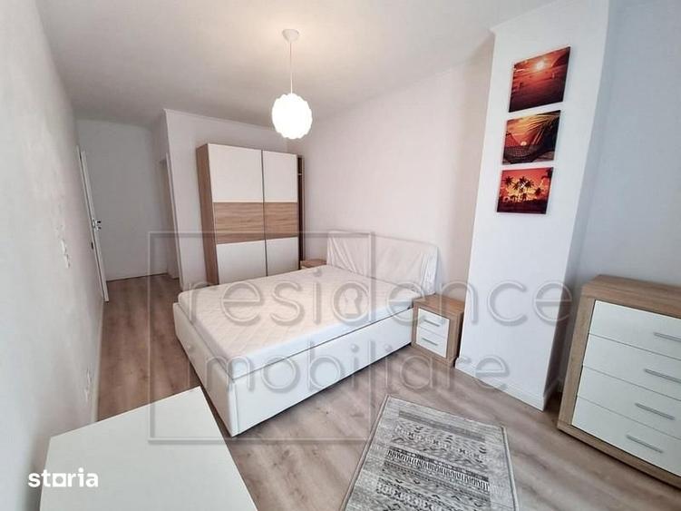Apartament cu 3 camere semidecomandat, mobilat în Bună Ziua