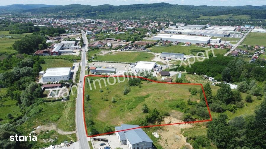 Teren de 17086 mp, în Curtea de Argeș