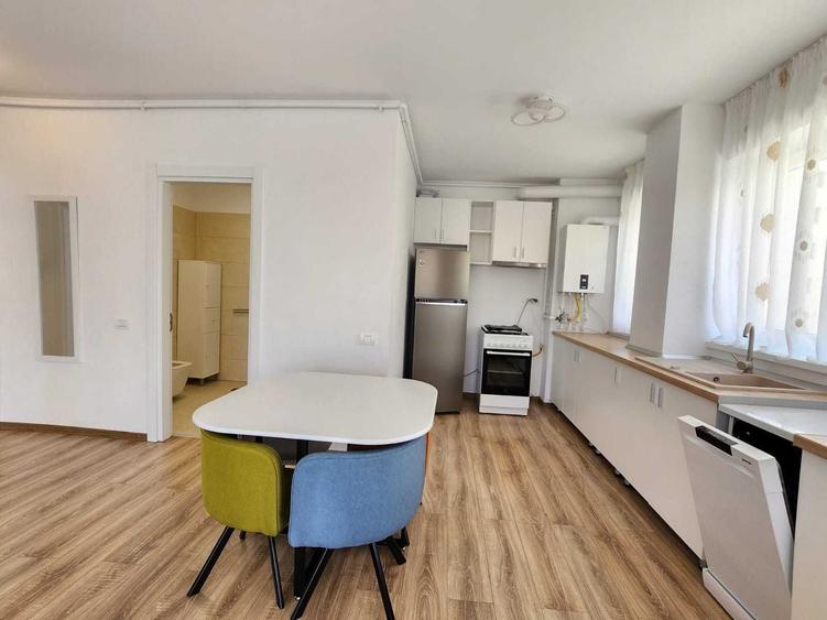 Apartament cu 2 camere decomandat în Drumul Carului