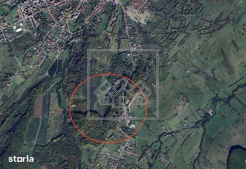 Teren in Cisnadie - 1.500 mp, inainte de Tocile, acces la drum, invest - 4