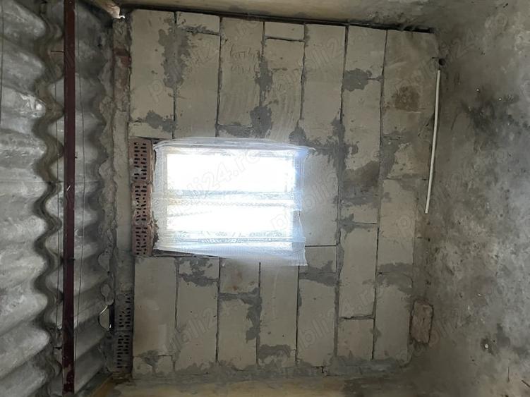 Apartament cu 2 camere decomandat în Drăgășani