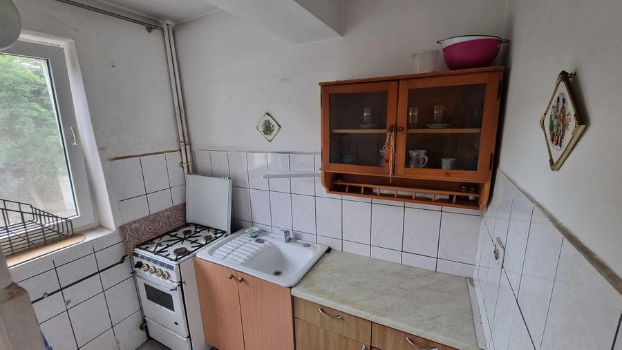 Garsonieră decomandată în Nord