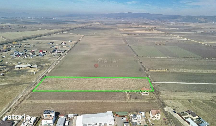 Teren de 14200 mp, în Bod