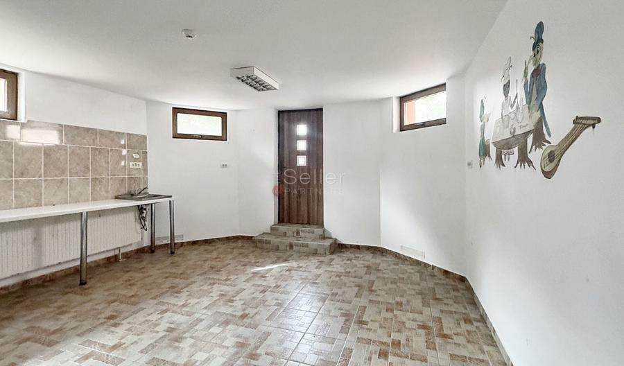 Casă individuală cu 7 camere cu Canalizare în Bunloc