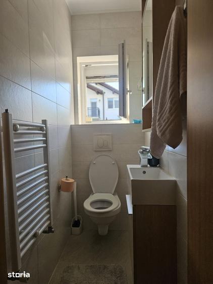 Apartament cu 2 camere decomandat în Est