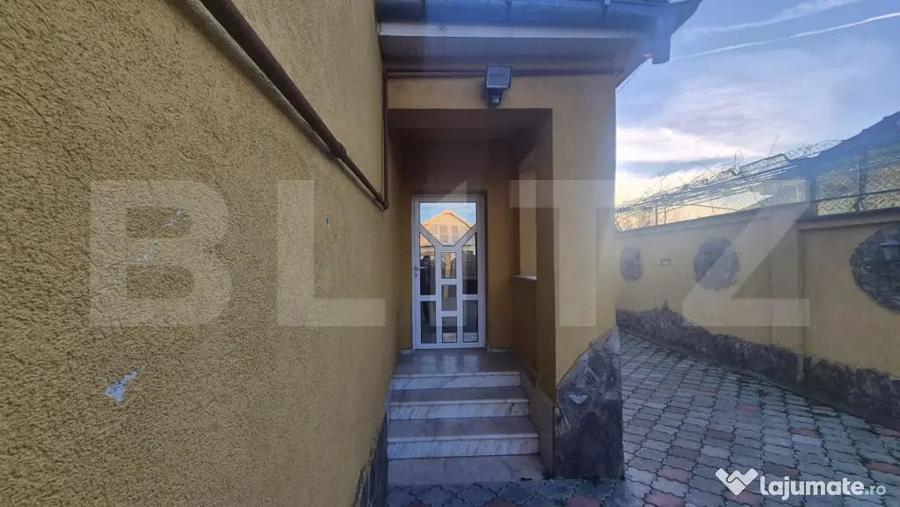 Casă cu 5 camere cu Teren 364 Mp în 14 Mai