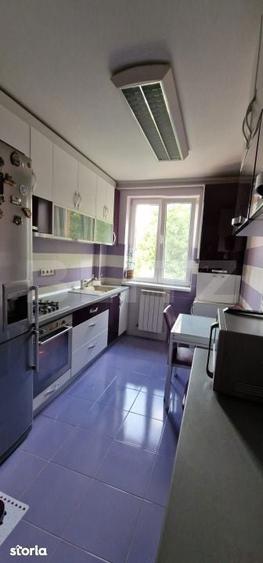 Apartament cu 3 camere decomandat în Micro 1