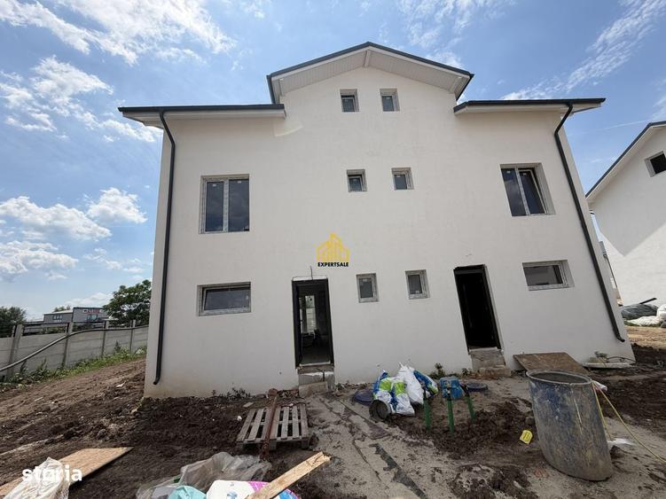 Casă cu 3 camere în Central