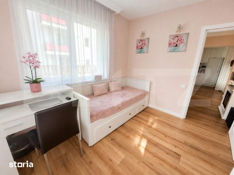 Apartament cu 3 camere semidecomandat în Central