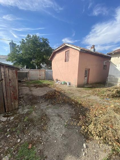 Casă cu Teren 500 Mp în Central