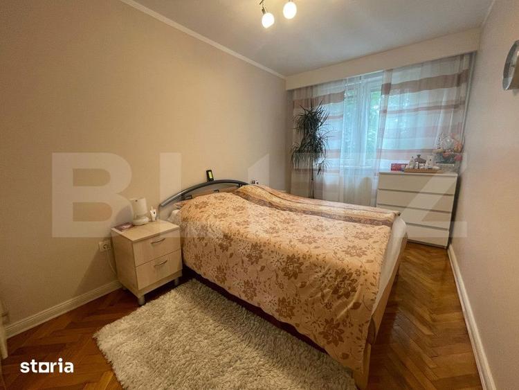 Apartament cu 3 camere semidecomandat în Central