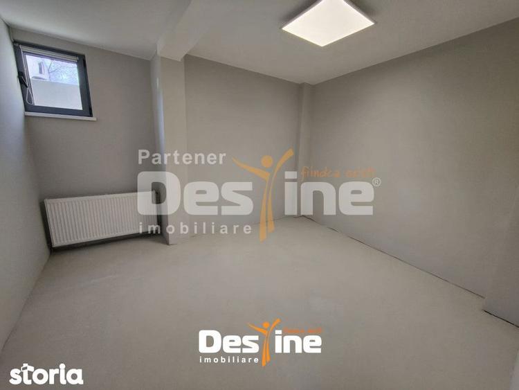 Spațiu comercial, de 470 mp, în Central