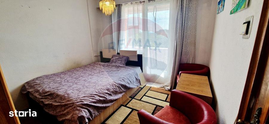 Apartament cu 2 camere decomandat în Polivalentă