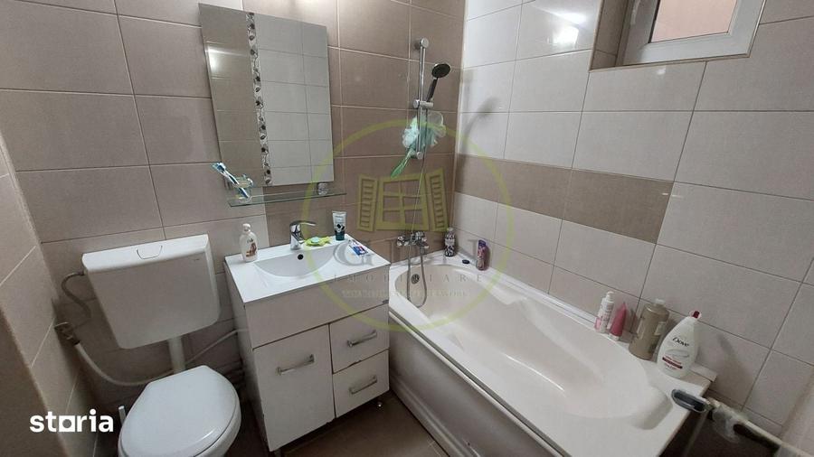 Apartament cu 3 camere decomandat în Brazda lui Novac