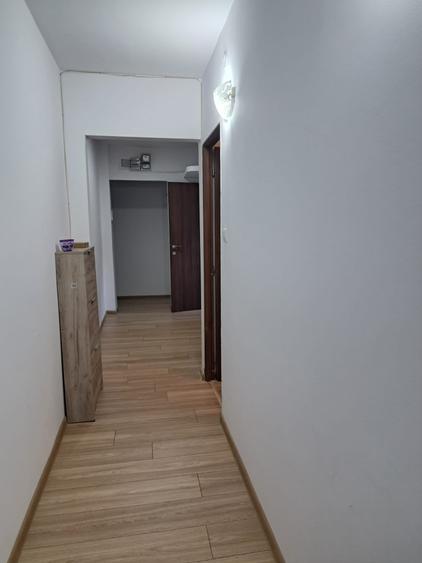 Apartament cu 2 camere decomandat în Complex Studențesc