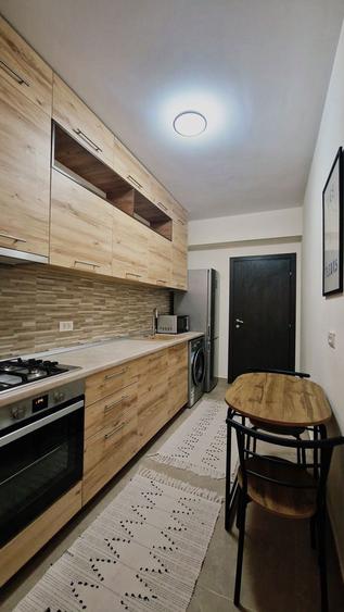 Apartament cu 2 camere decomandat în Lacul Morii