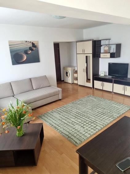 Apartament cu 2 camere semidecomandat în Titan