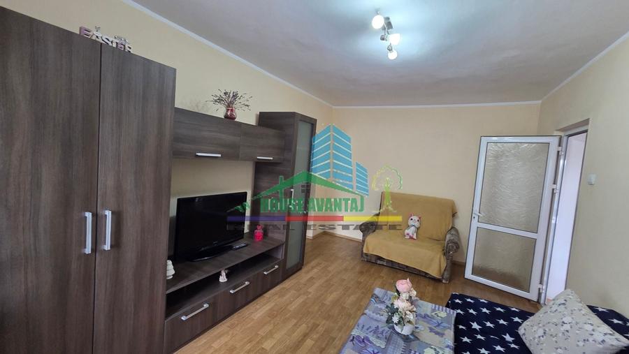 Apartament cu 2 camere semidecomandat în Gară