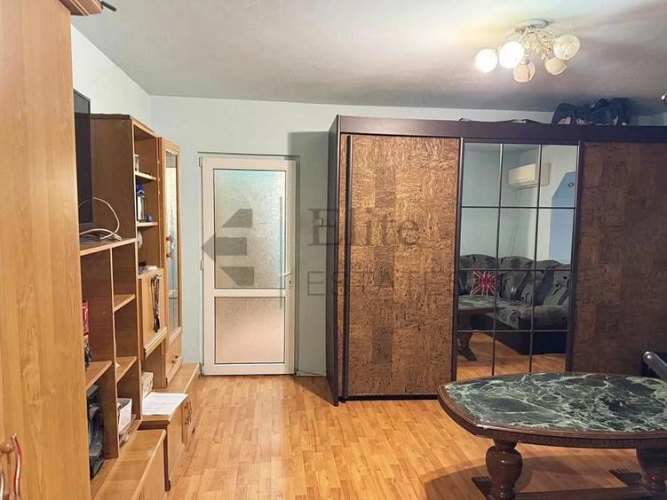 Apartament cu 2 camere semidecomandat în Rogerius