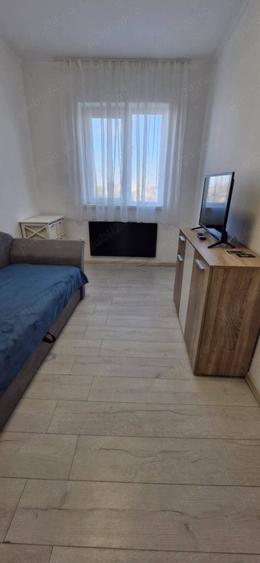 Garsonieră decomandată în Steaua
