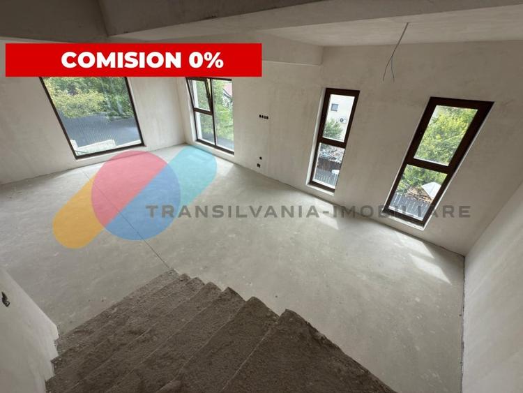 Duplex cu 4 camere cu Canalizare în Iris