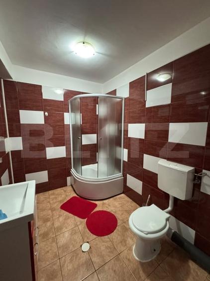 Apartament cu 2 camere semidecomandat, mobilat în Florești