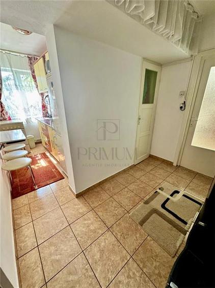 Sagului, apartament 2 camere, semidecomandat, bloc izolat - 8