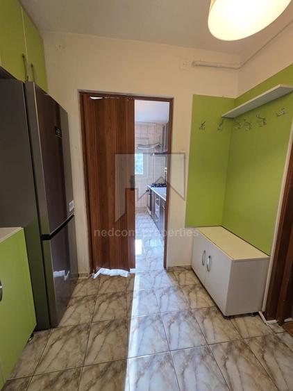 Apartament cu 2 camere decomandat, mobilat în Rahova