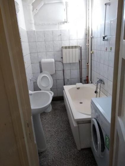 Apartament cu 2 camere nedecomandat în Elisabetin
