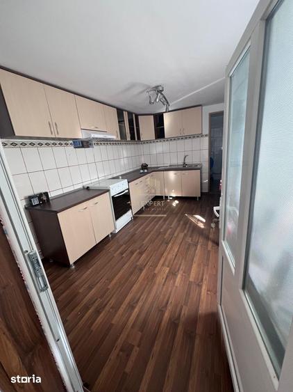 Casă cu 3 camere cu Teren 1709 Mp în Mioarele