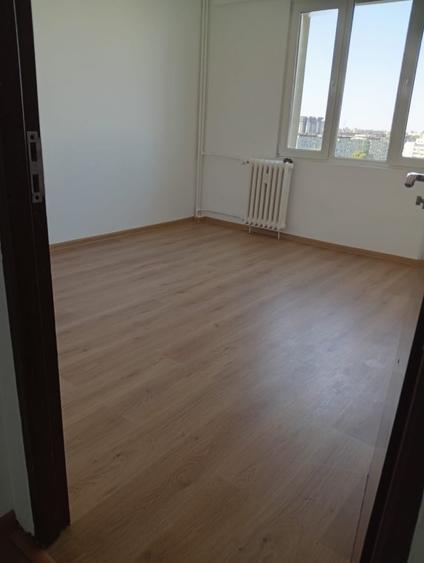 Apartament cu 2 camere semidecomandat în Colentina