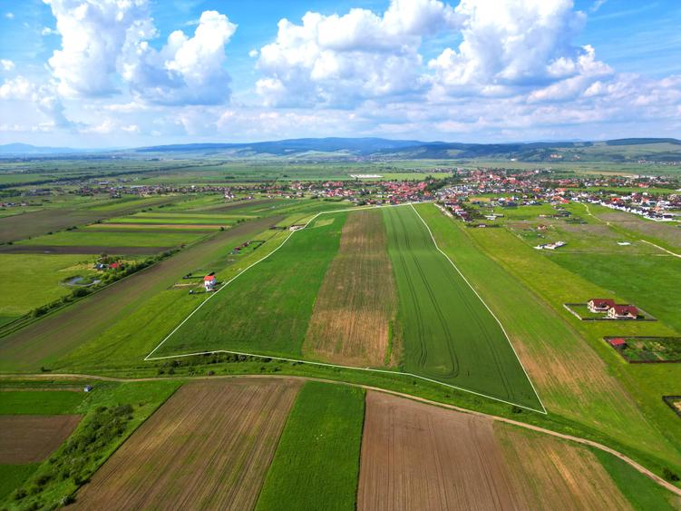 Teren Construcții intravilan de 500 mp, în Bod