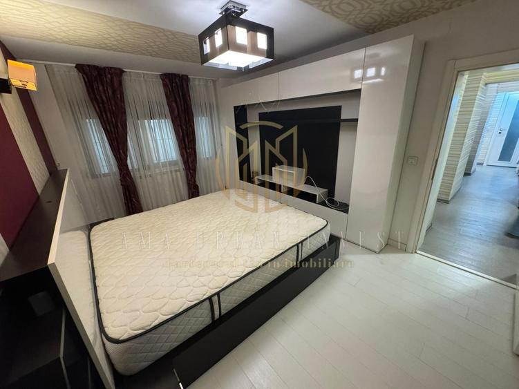 Apartament cu 3 camere semidecomandat în Lacul Tei